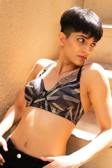 Power Move – Black Printed T-Shirt Bra